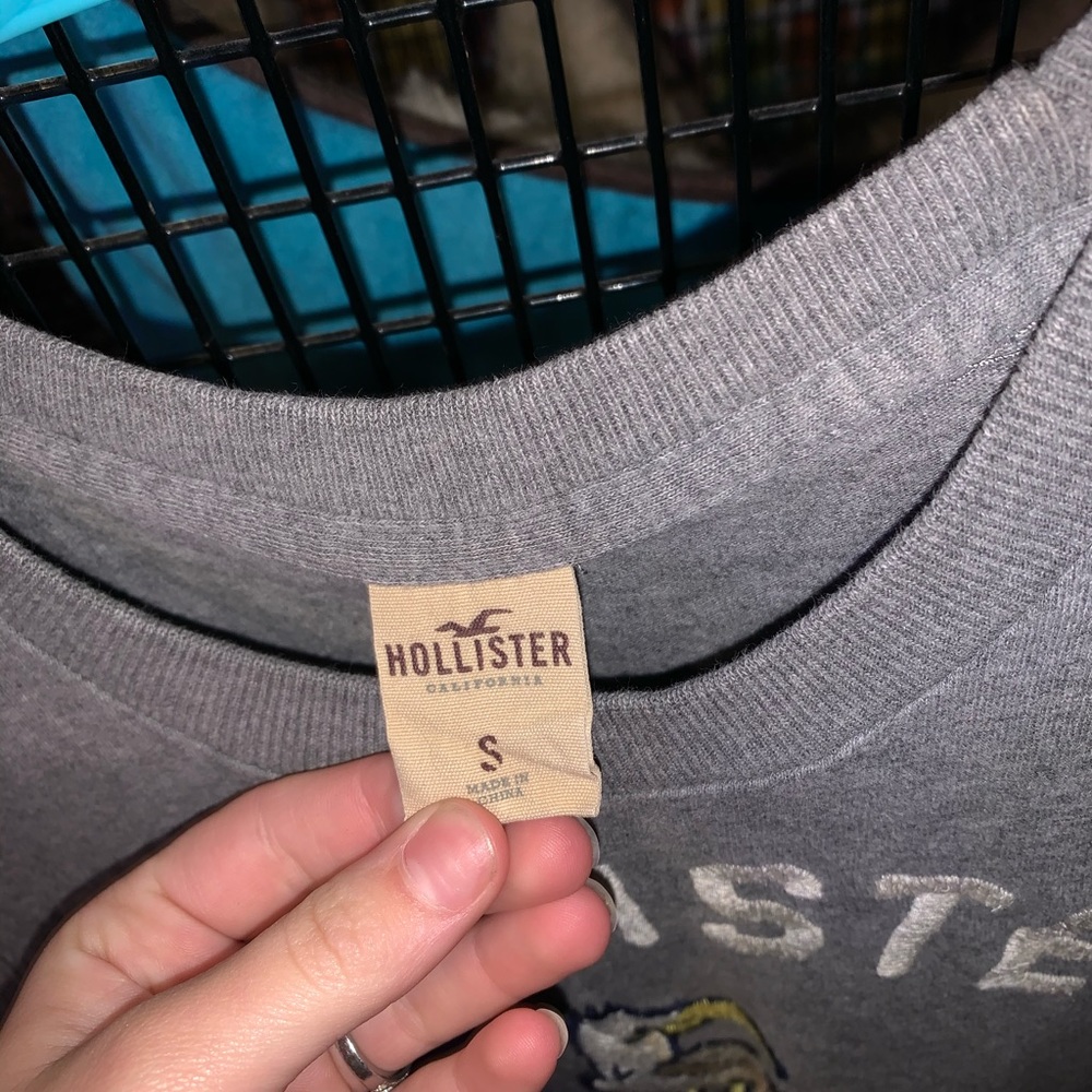 Hollister gray shirt